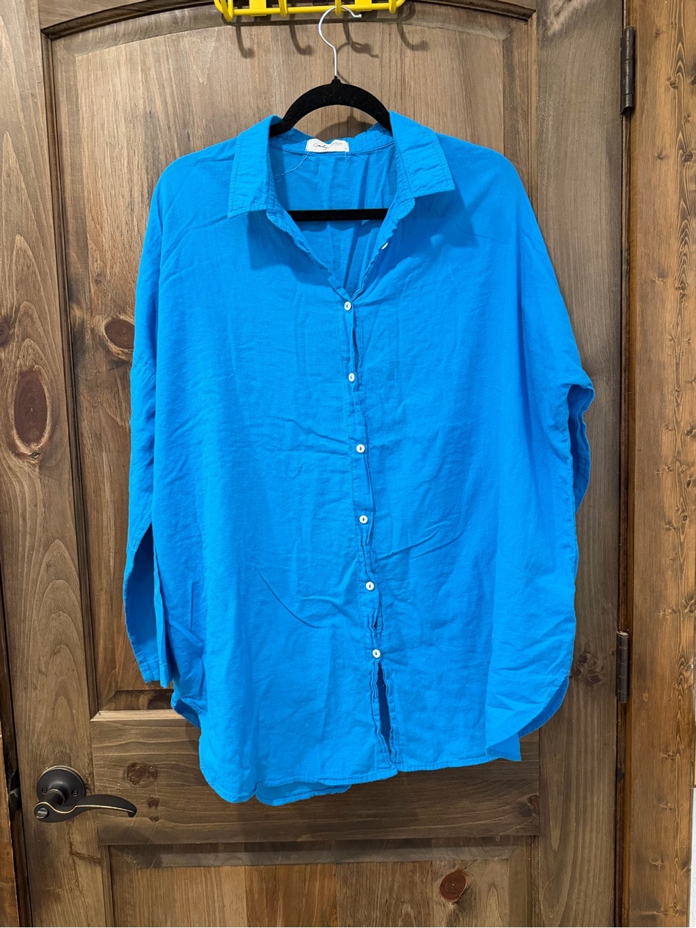 Carly Jean Los Angeles Turquoise Button-Up Shirt